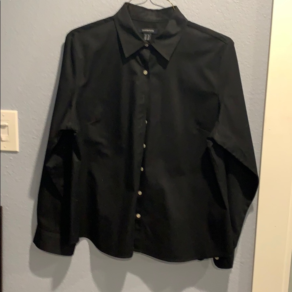 NWOT Black women’s lands end button down shirt